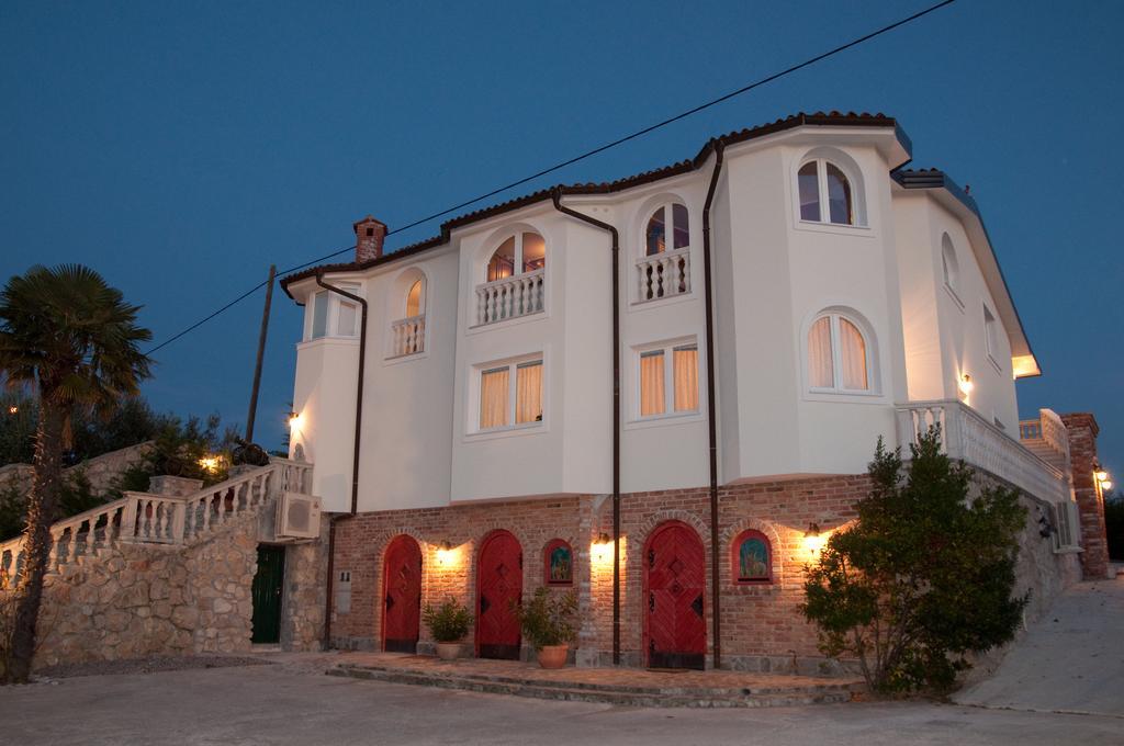 Bed and Breakfast Casa Oasa Marezige Exterior foto